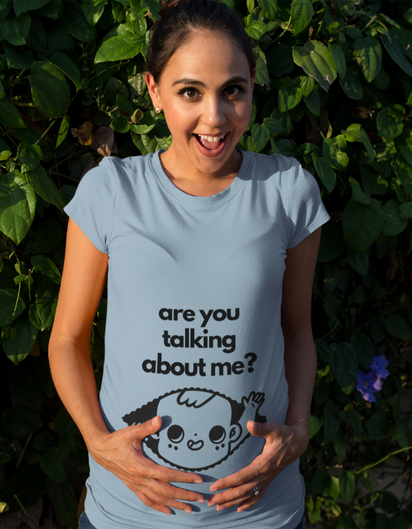 Discover the perfect pregnancy t-shirt at Womanitee, the trusted online store for women's maternity wear. Our White Pregnancy T-Shirt combines comfort and style, allowing you to express your unique personality throughout your pregnancy journey.